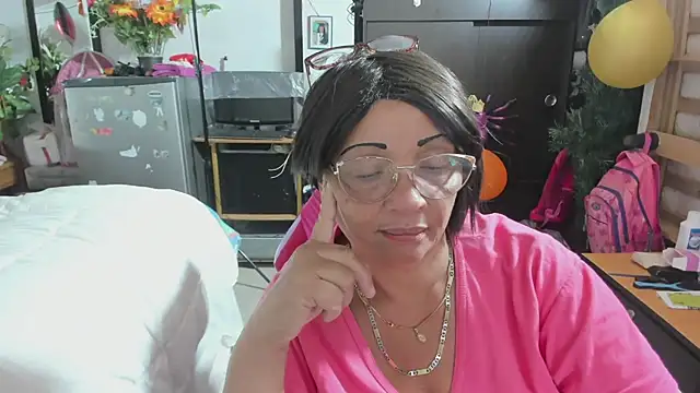 Mrs mommy  online show from November 20, 9:27 pm