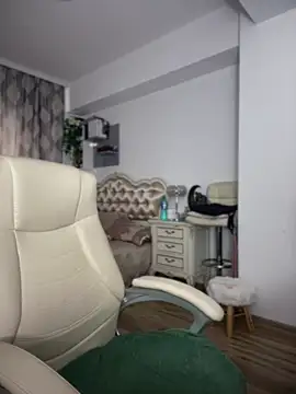 HotXMom online show from July 13, 5:52 am
