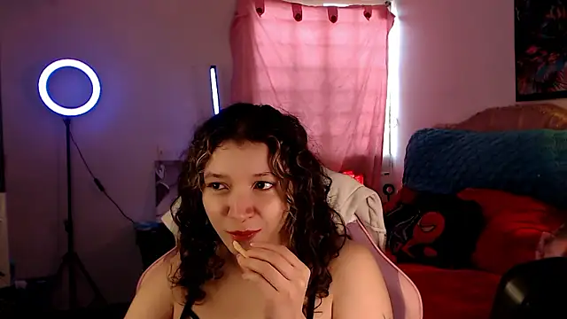 AllyDonfort online show from February 3, 8:23 pm