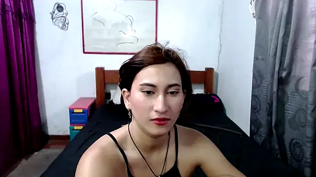 Snapshot of LadyMilk003 chatting on September 11, 5:02 pm LadyMilk003 online show from September 11, 5:02 pm