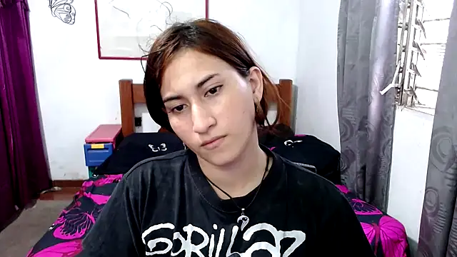 Snapshot of LadyMilk003 chatting on September 23, 8:51 pm LadyMilk003 online show from September 23, 8:51 pm