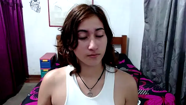 Snapshot of LadyMilk003 chatting on September 15, 3:42 pm LadyMilk003 online show from September 15, 3:42 pm