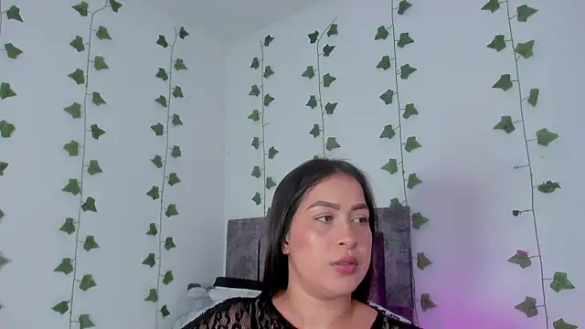 Miaa Garcia online show from July 28, 10:53 pm