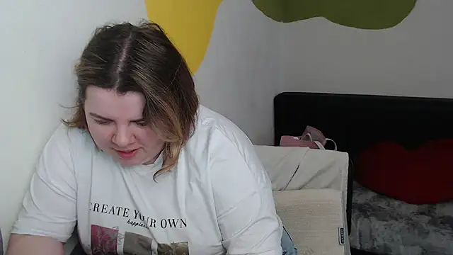 so shy online show from March 27, 8:26 am