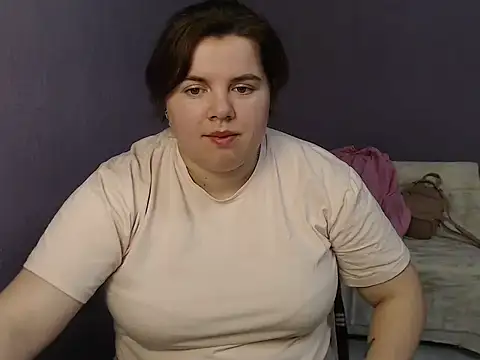 Snapshot of so_shy chatting on September 11, 8:14 am so shy online show from September 11, 8:14 am