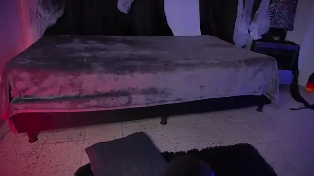 AramJoness online show from November 5, 7:41 pm