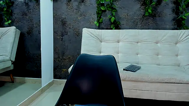 alice greco online show from December 21, 8:02 pm