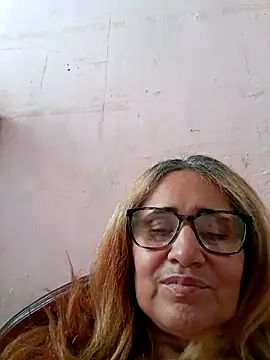  candi online show from October 18, 2:09 pm