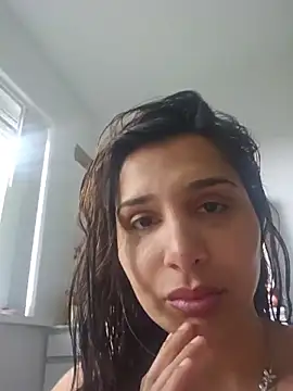 AfghanPrincess online show from June 5, 9:15 am