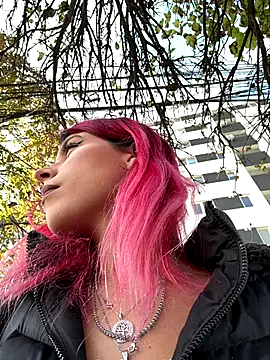 RiriRoseey online show from October 22, 6:51 am