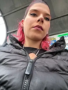 RiriRoseey online show from October 24, 7:04 am