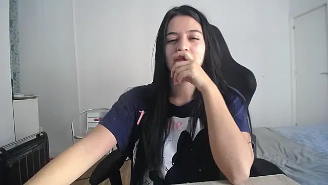 Contantin helena online show from January 18, 1:51 pm