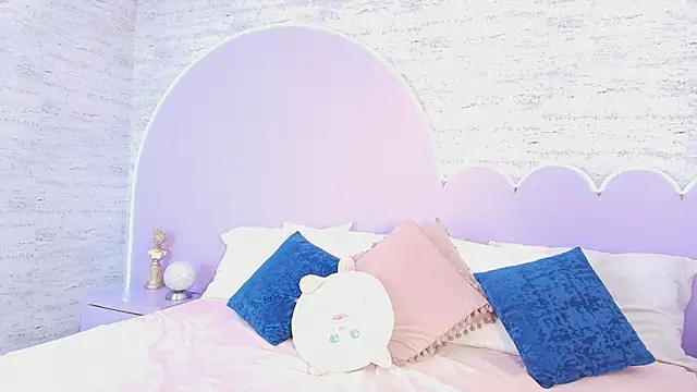 Giaa Ross online show from January 14, 7:41 pm