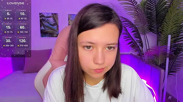 Lina Brownie online show from October 4, 2:50 am