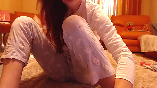 LovelyAndraGirl online show from July 2, 9:37 am