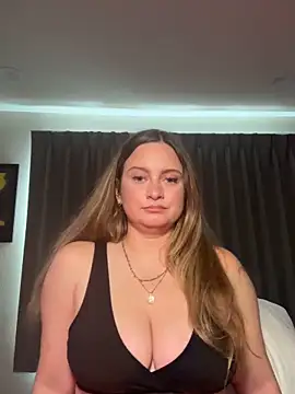 Sophie Raegan online show from February 19, 9:24 pm