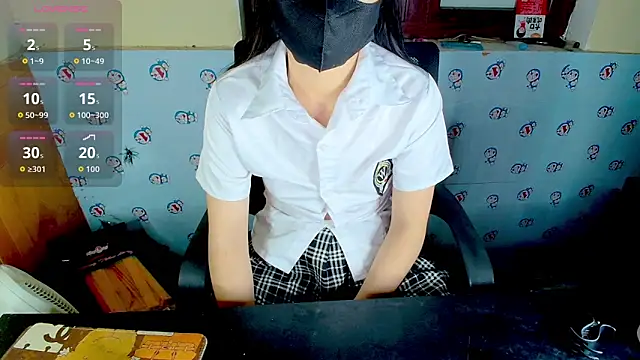   Saphia   online show from April 9, 3:17 pm