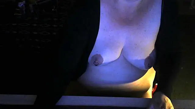 Silvia2277 online show from June 3, 7:19 pm
