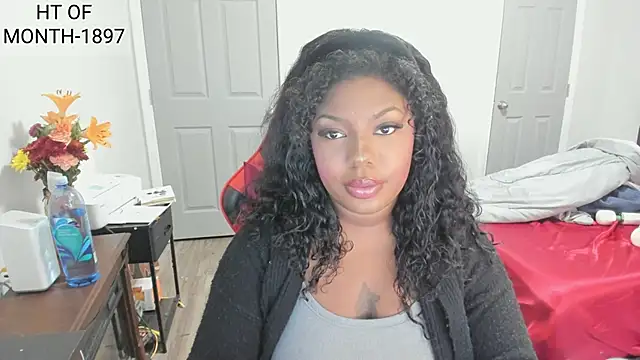 demi xoxo online show from December 1, 8:00 pm