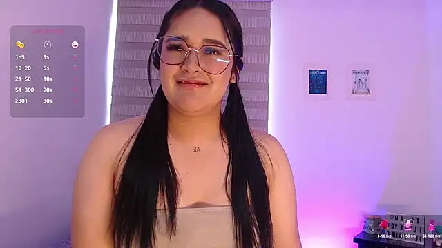 Snapshot of Megan_FE chatting on September 16, 2:03 pm Megan FE online show from September 16, 2:03 pm