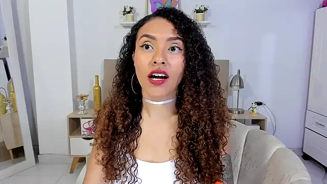 Zoe Gruber online show from July 10, 11:26 pm