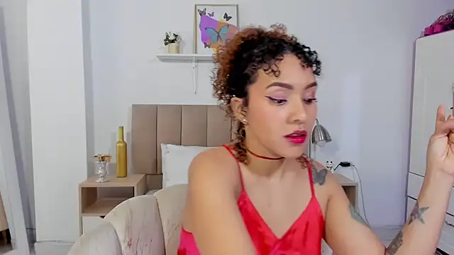 Zoe Gruber online show from July 4, 11:11 pm