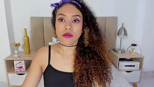 Zoe Gruber online show from July 23, 1:58 am