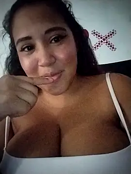 I am yours- online show from April 23, 7:49 pm