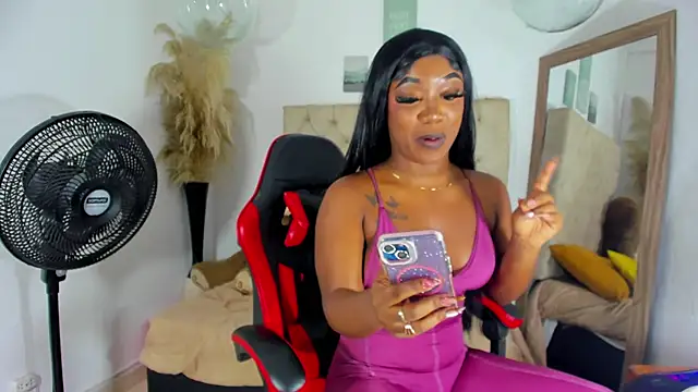 helena copper  online show from February 12, 4:03 am