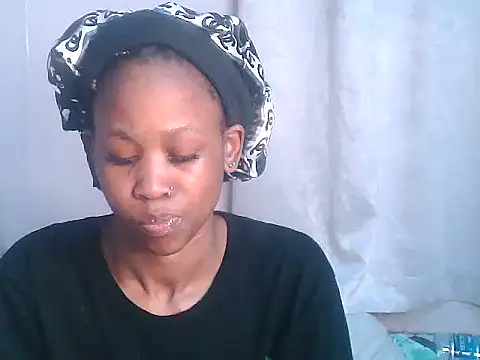 Snapshot of SexxyTerry chatting on October 3, 2:33 pm SexxyTerry online show from October 3, 2:33 pm