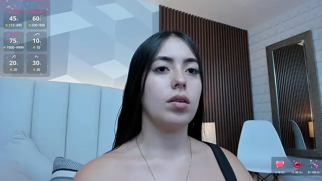 Julietasantos   online show from December 1, 6:21 pm