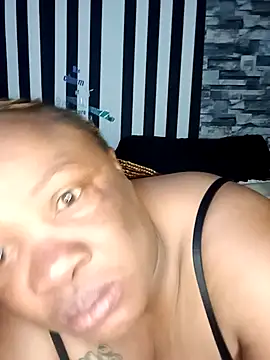 BigHotMatureXx online show from October 13, 2:14 am