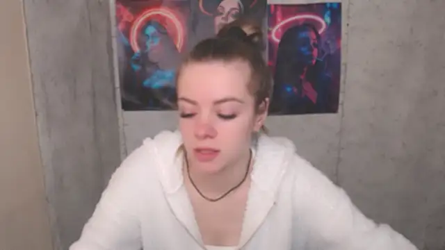 AliceFlirtt  online show from November 26, 11:11 am