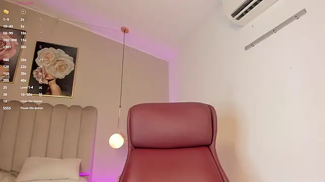 Emma Thompsson online show from September 16, 1:57 am