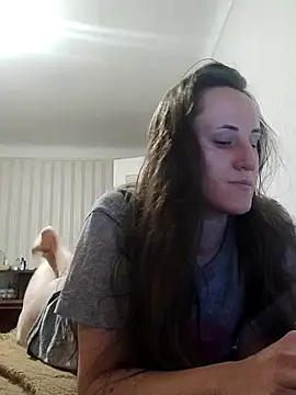 Snapshot of emeli_moon chatting on September 28, 5:51 pm emeli moon online show from September 28, 5:51 pm
