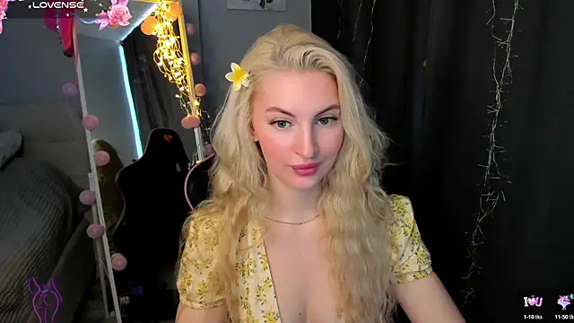 Kimmy powell online show from April 3, 2:53 am