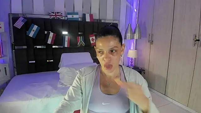 KatteMoss online show from June 17, 4:14 am