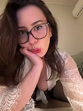 Its Jade online show from April 13, 3:13 pm