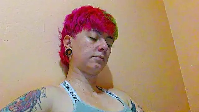 tomboyblue online show from July 28, 3:21 pm