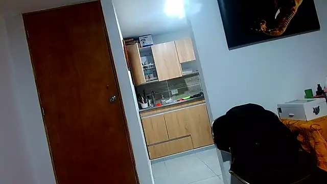 tomboyblue online show from June 11, 12:32 am