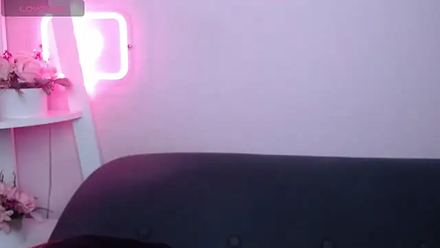 MilanaAngelAs online show from July 2, 4:40 am