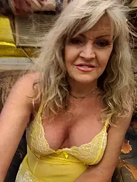 annika lately online show from March 14, 3:29 am