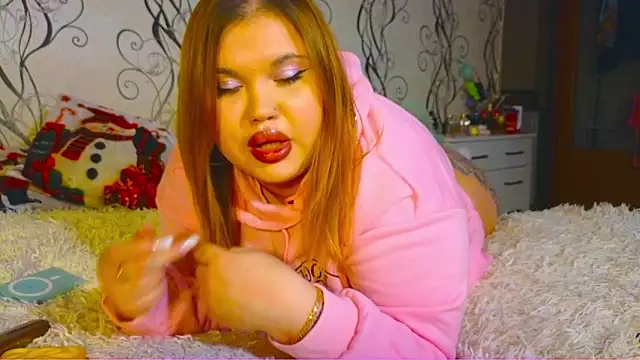 hi im Eva online show from November 30, 8:57 pm