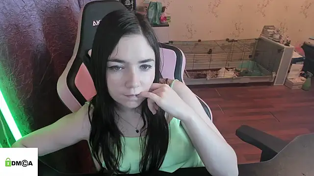 Crazy forest fairy online show from March 28, 9:57 pm