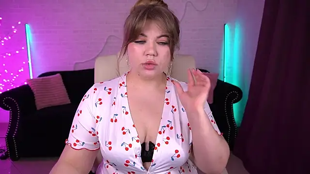 GabbieJay online show from March 19, 1:48 pm