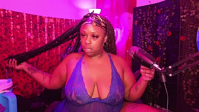 cheriserozequeen online show from May 24, 1:15 am