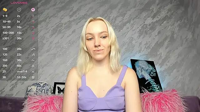Snapshot of cheryl_mason chatting on September 19, 12:31 am cheryl mason online show from September 19, 12:31 am