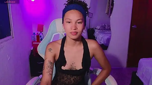 Peggy Funn online show from April 20, 2:14 am