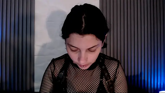 Snapshot of sophy_rock chatting on September 16, 2:47 pm sophy rock online show from September 16, 2:47 pm