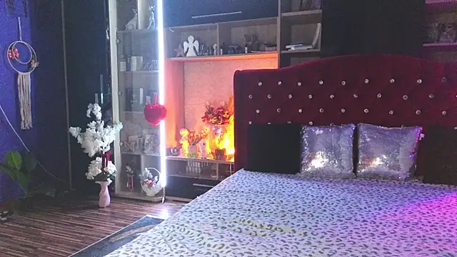 SeductiveCeline online show from March 31, 5:13 pm